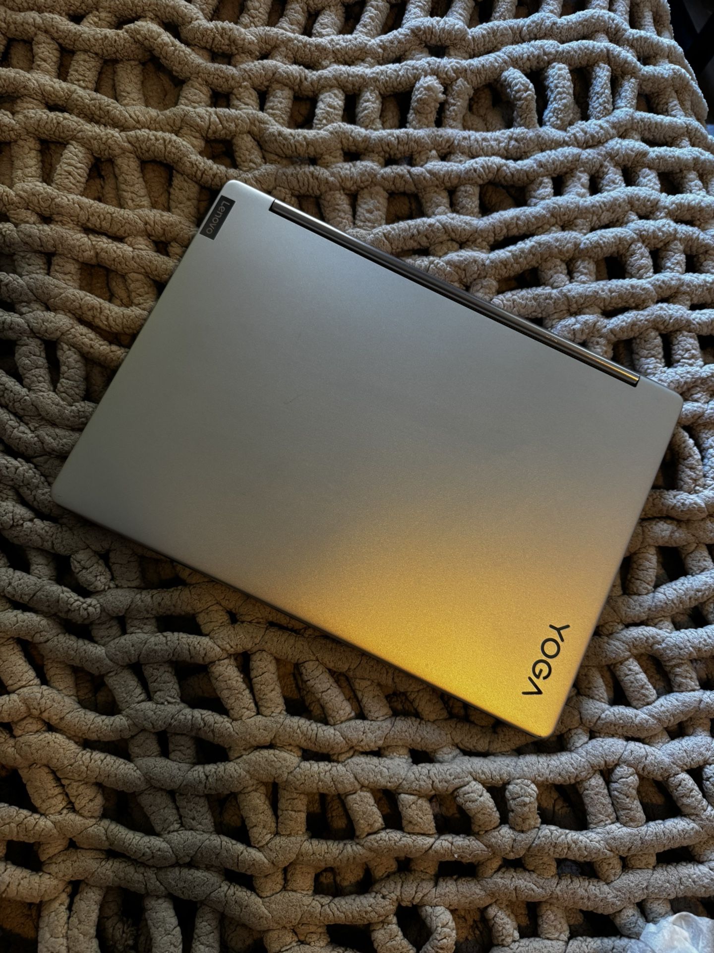 Lenovo Yoga 9 14iap7