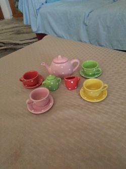 Polka Dot Tea Set Porcelain No Cracks Or Damage. $5