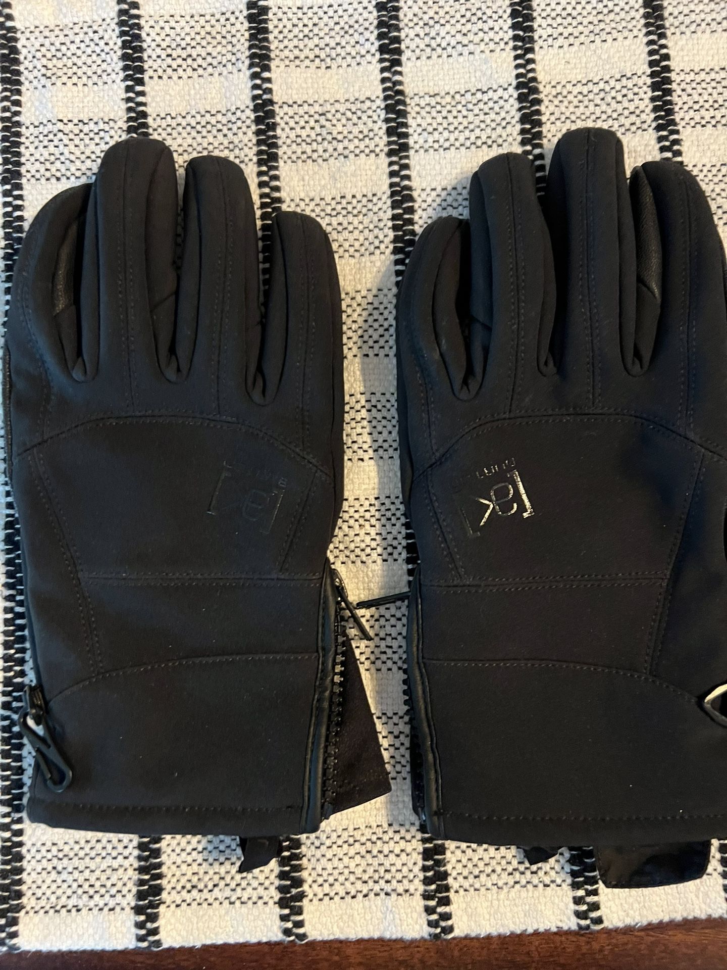 Burton AK Gloves