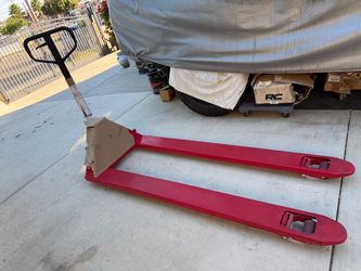 new dayton pallet jack long one 6 ft $450