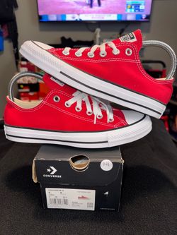 Converse red low/ size 6M/ 8W