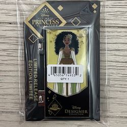 NWT NIB BRAND NEW DISNEY DESIGNER COLLECTION TIANA HINGED PIN THE PRINCESS AND THE FROG DISNEY ULTIMATE PRINCESS CELEBRATION LIMITED RELEASE