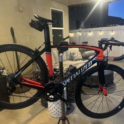 Specialized Venge Climbing Bike And Fast Flat Riding 
