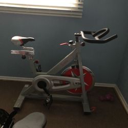 Sunny Stationary Exercise Bike – Excellent Condition – $150 – Wheaton IL 