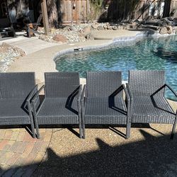 4 Wicker Chairs