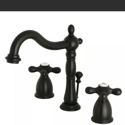 Kingston Brass {url removed} Heritage 1.2 GPM Widespread Bathroom - Black