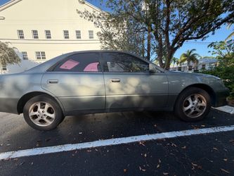 2000 Lexus ES 300
