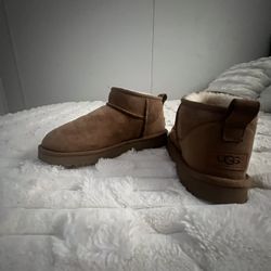 Uggs Size 7