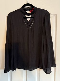 JLo Snakeskin Satin Blouse – Black – Size S – NEW w/ Tags