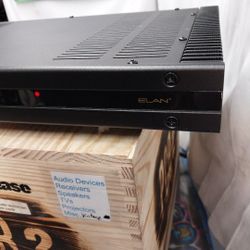 ELAN Z Series Power Amplifier Model Z-660