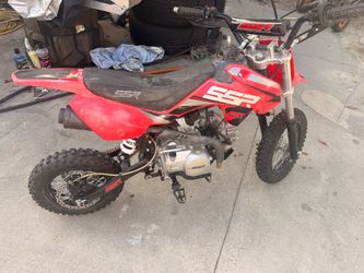 SSR Pit Dirt Bike Red