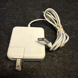 Apple MagSafe 2 Power Adapter 45w - White (A1436) charger