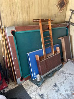 Pool table