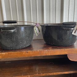 2x Huge Stew Pots