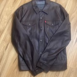 Men’s Levi’s Leather Jacket 