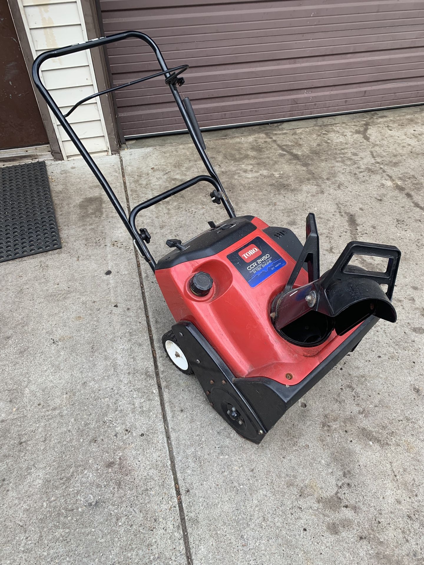 Toro CCR 2450 snow blower 20” run good for Sale in Streamwood, IL OfferUp