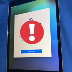 iPad 7th Gen 10.2 Space Gray Locked w Case