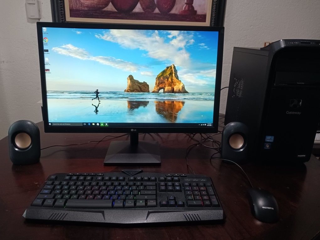 Gateway desktop Computer. windows 10. Good Working Condition. Intel Core i3 processor. 1 Tb Hard Drive. vlc DVD Reader. monitor LG 24 inches.