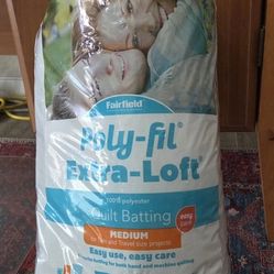 72x90 Poly-fil Quilt Batting Quilting Never Opened