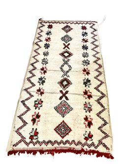 Moroccan 100% Handmade Rug / Retail Value ~$500