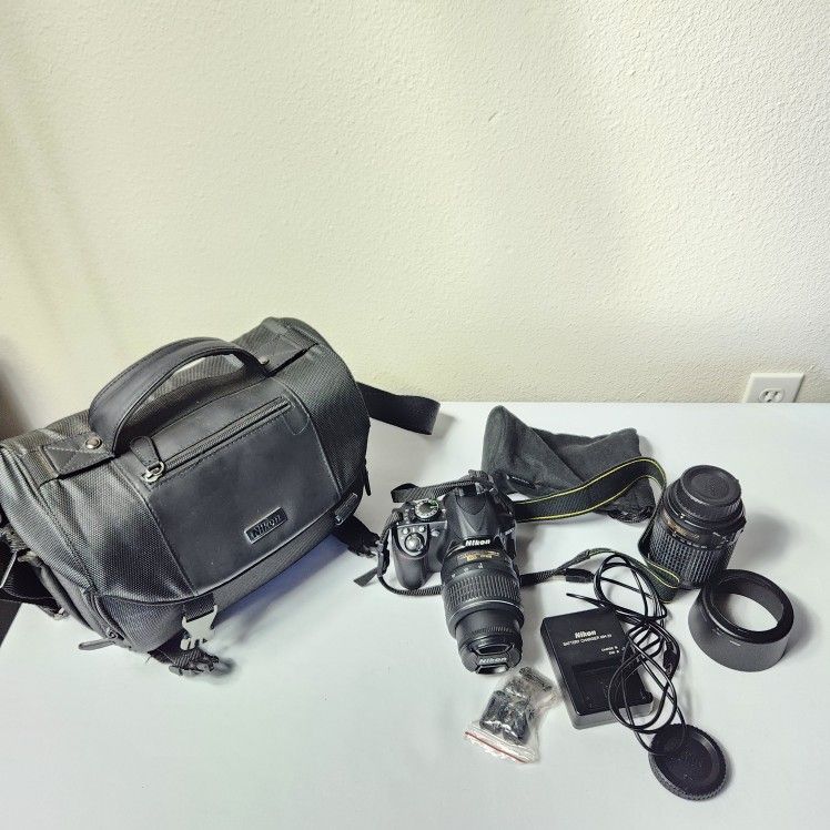 Nikon D3100 DSLR camera kit