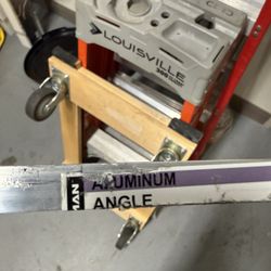 Aluminum Angle