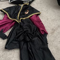 Kids Halloween 🎃 Costume Size 5-7 