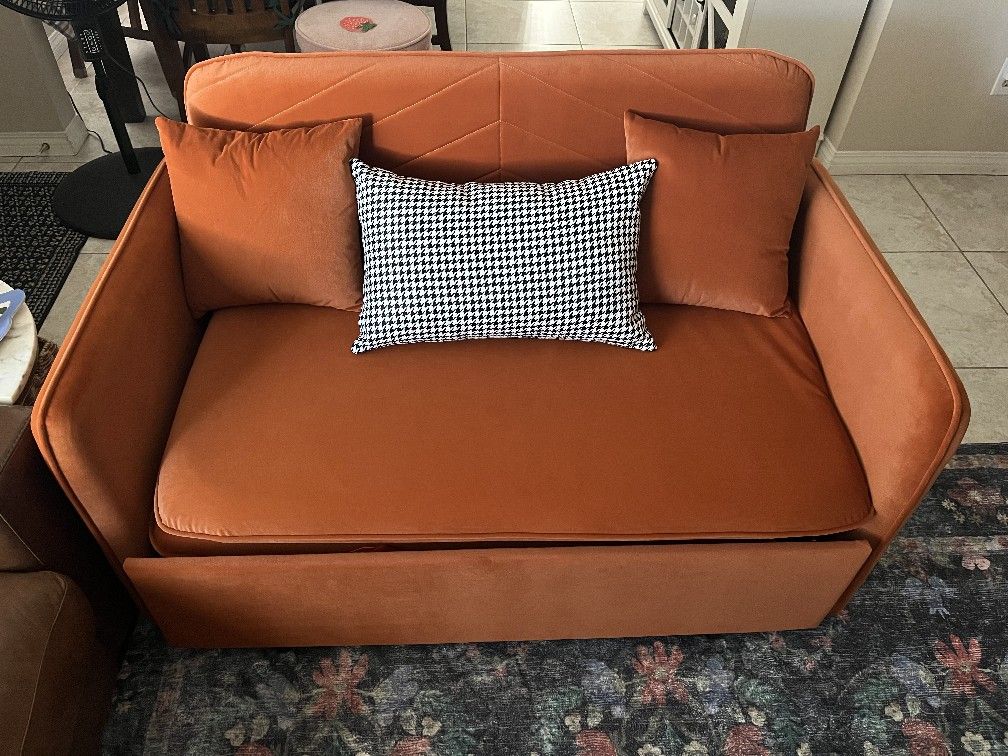 Hernest Wilma Pull Out Sleeper Sofa