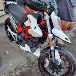 Ducati Hyper Motor 1100 SP
