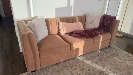 3-Seat Velvet Sofa in Blush Pink
