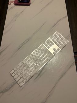 Apple keyboard