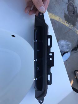 2015 GMC Sierra traction & bed light switch