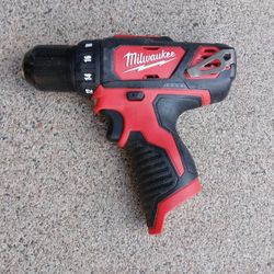 DRILL MILWAUKEE TOOL ONLY 