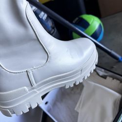 Woman Boots Brand New 