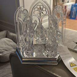 Light Up & Musical Nativity