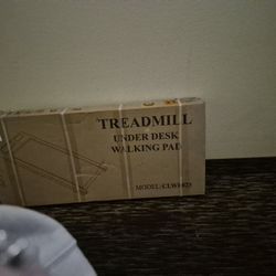 UNDER DESK WALKING PAD . 
