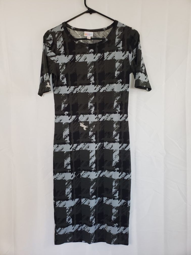 Lularoe Unicorn dress. Size XS. Measurements in 4th picture