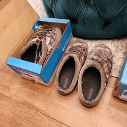 3 Pairs Of Columbia Shoes For Snow/Cold Weather