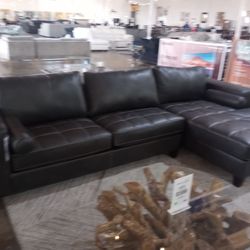 Nice Sectional With Huge Chaise (Ask For Jose)