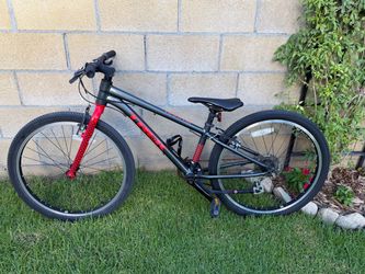 Trek 24” Mountain bike Model: Wahoo