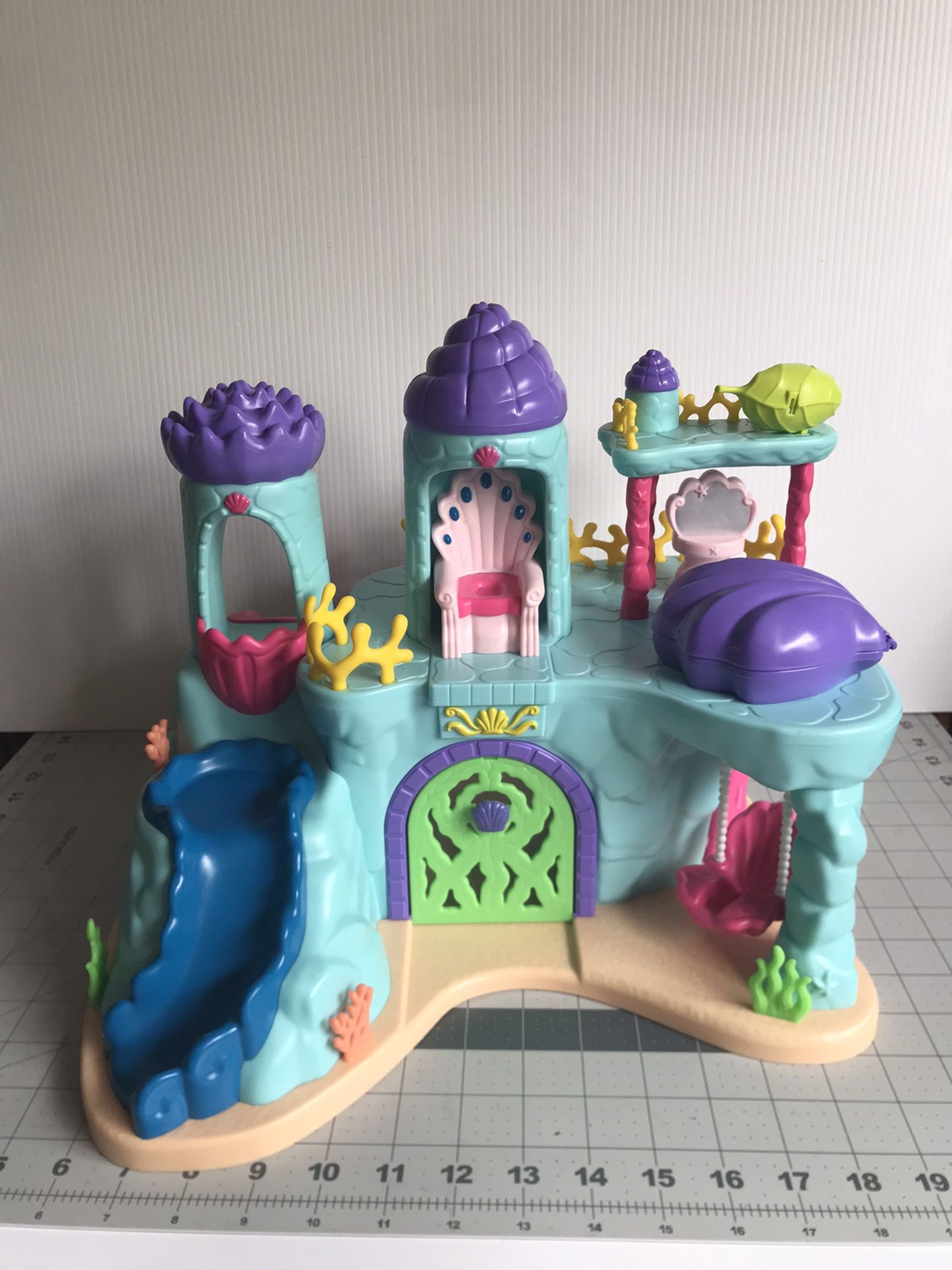 Under-The-Sea Mermaid Palace