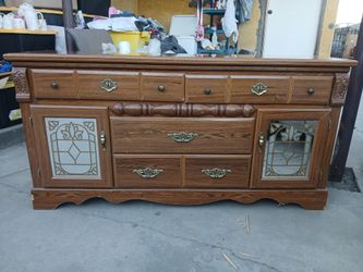 Dresser