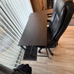 Desktop table and Chair