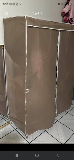 Portable closet
