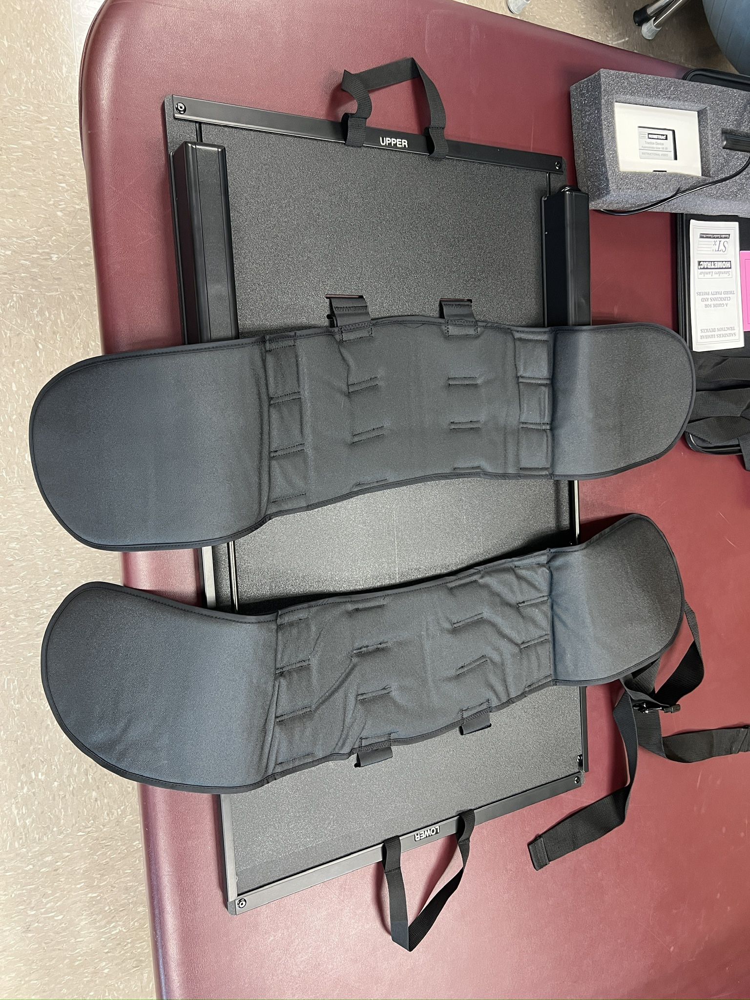 SAUNDERS LUMBAR TRACTION Device