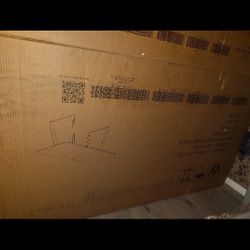 Extendable Dinning Table 