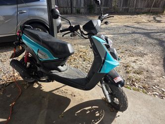 DOES NOT RUN 2023 Icebear Vision 49cc Scooter