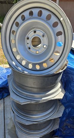 Nissan Titan OEM Steel Wheels, 18x8, Set Of 4