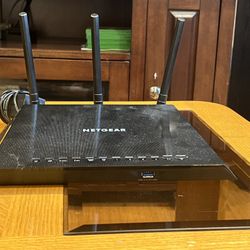 Netgear Nighthawk R6700v3 Router