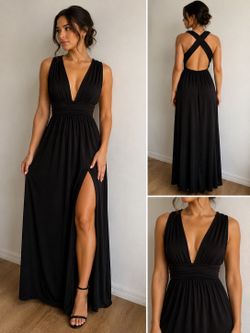 Windsor Black Plunge Neck Maxi Formal Dress Size Medium
